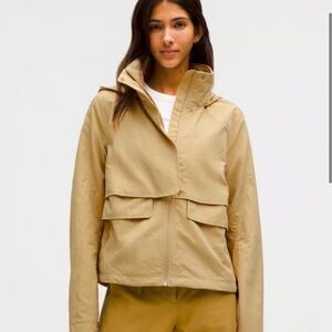Lululemon Always Effortless Jacket - Trench - Size 4 - NWOT